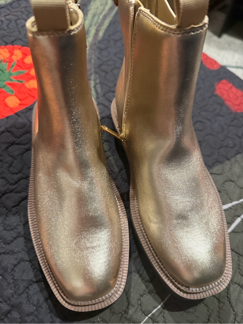 Metallic Gold Chelsea Boots - Stylish Slip-On Design